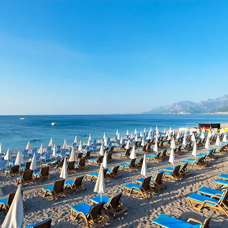 Sealife Family Otel 5*